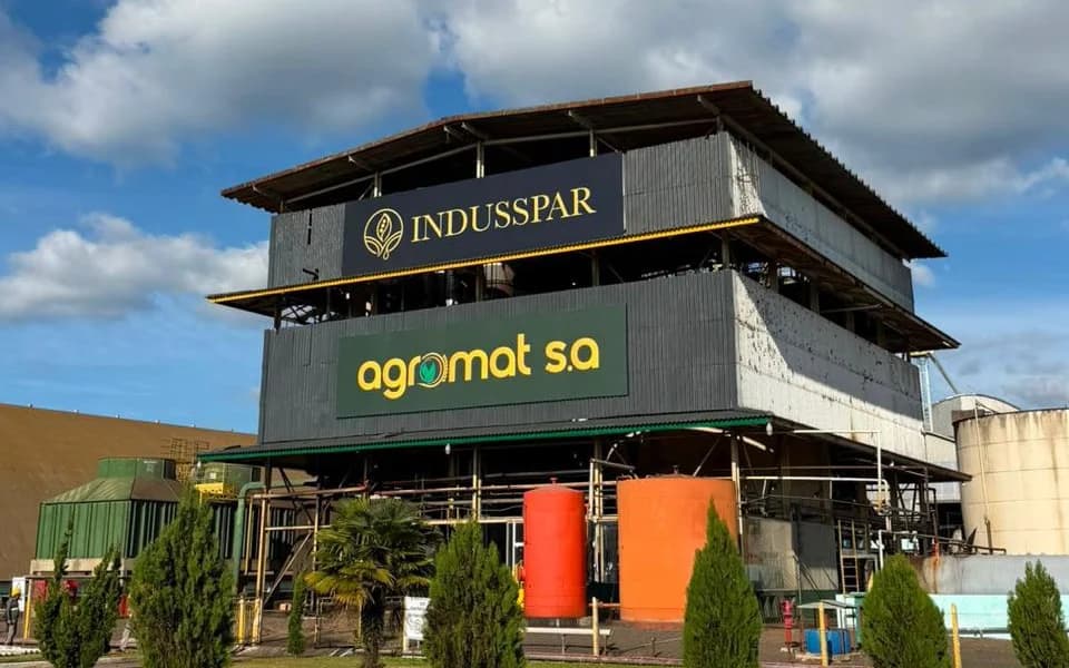 Unidade industrial da Agromat em Clevelândia, Paraná